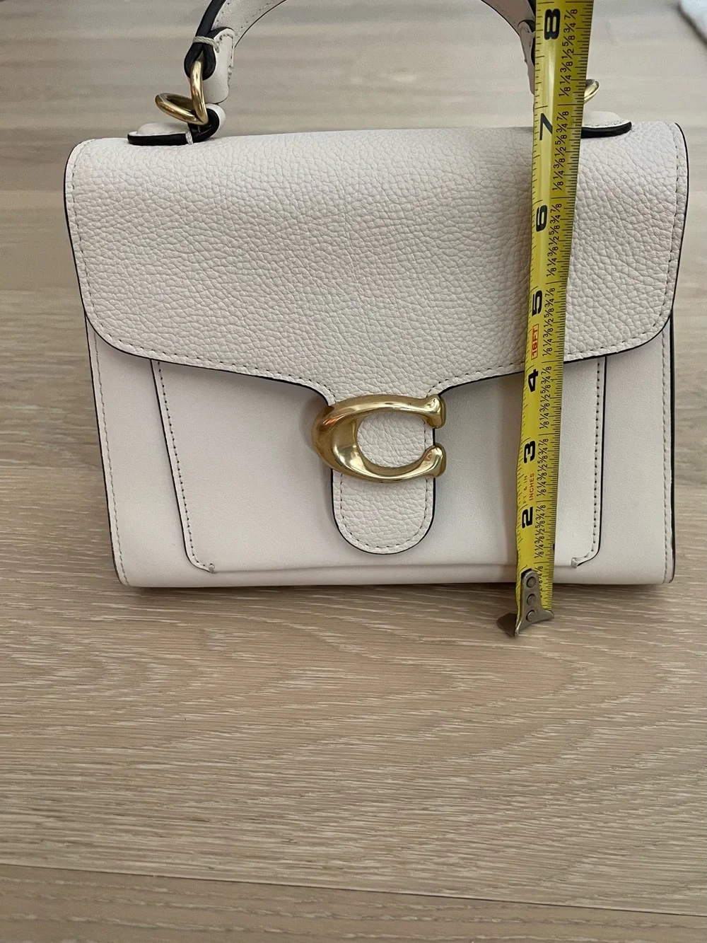 Coach Cream Pebbled Leather Satchel with Gold 'C' Turnlock - Picture 4 of 16